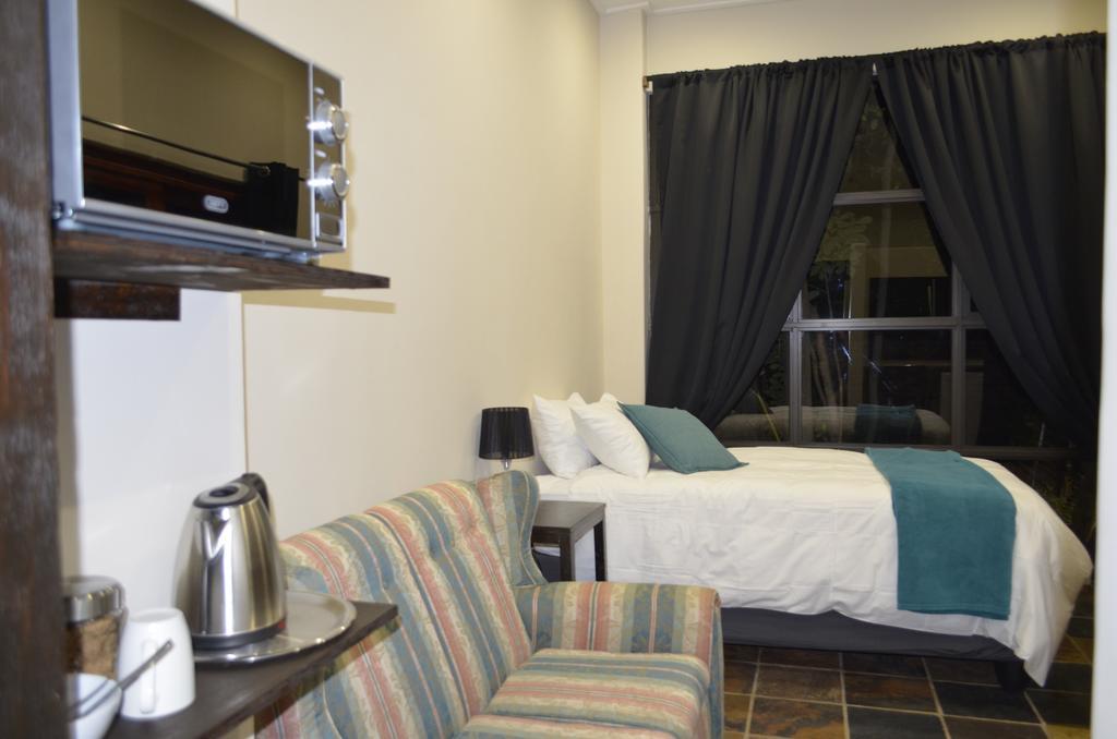 Birrea Guest House Polokwane Eksteriør billede